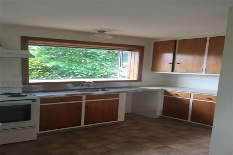 Photo of property in 10 Reeves Road, Opawa, Christchurch, 8023