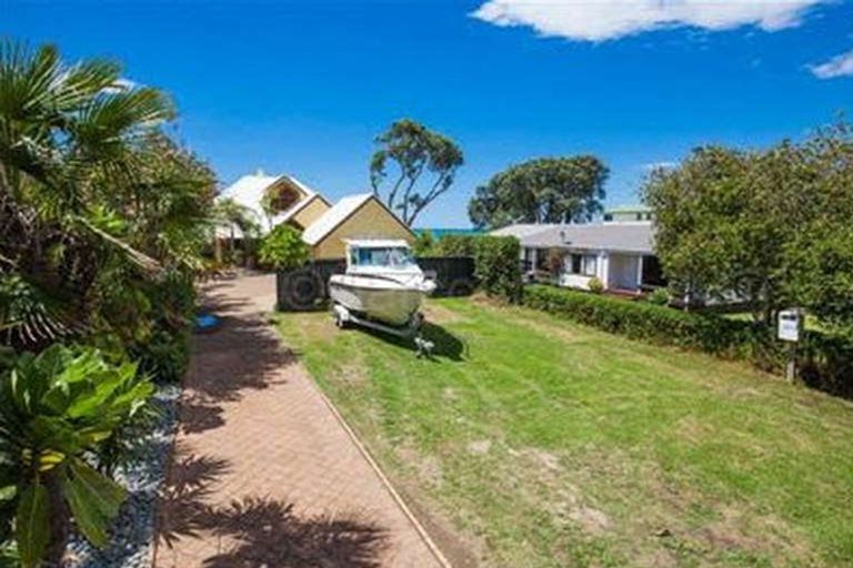 Photo of property in 137 Pohutukawa Avenue, Ohope, 3121