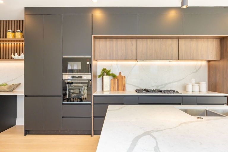 Photo of property in 17 Arawaru Avenue, Wainui, 0992