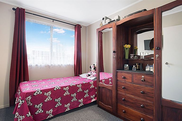 Photo of property in 1/229 Waitemata Drive, Ranui, Auckland, 0612