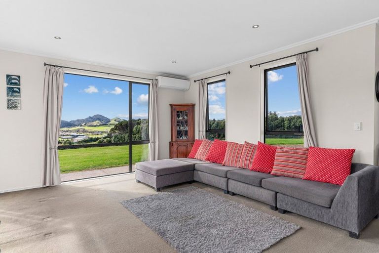 Photo of property in 362b Barrier View Road, Mangawhai, 0573