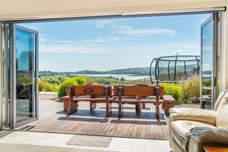 Photo of property in 75b Paremata Haywards Road, Pauatahanui, Porirua, 5381