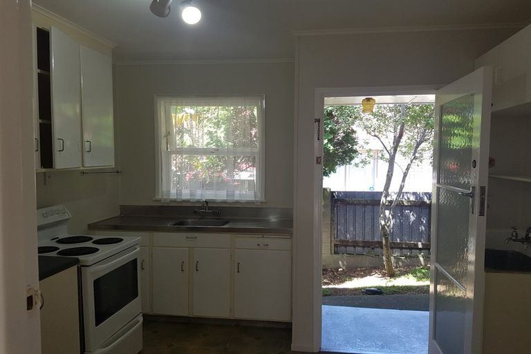 Photo of property in 19 Panorama Road, Mount Wellington, Auckland, 1060