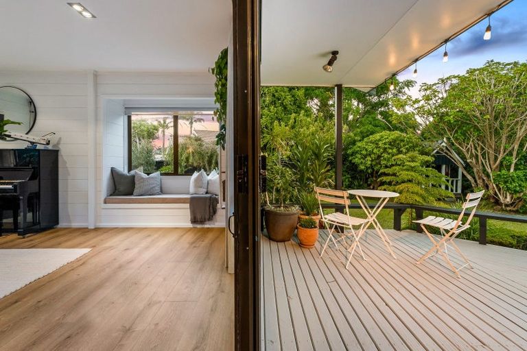 Photo of property in 31 Crampton Court, Orewa, 0931