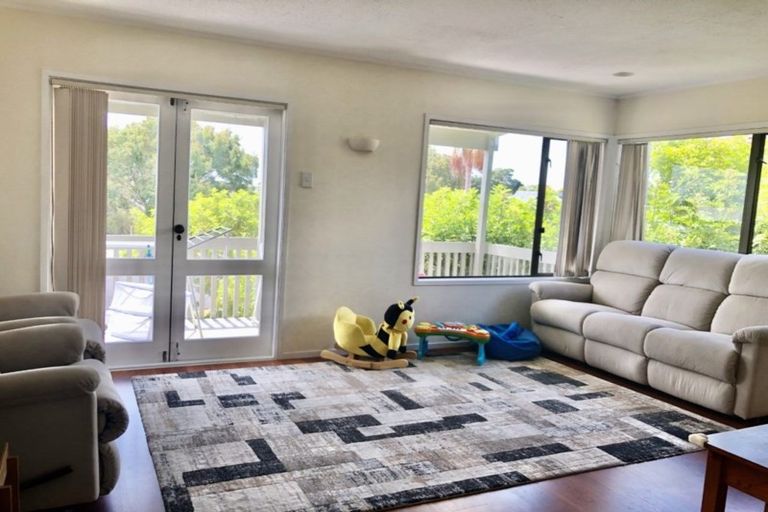 Photo of property in 46 Marendellas Drive, Bucklands Beach, Auckland, 2014