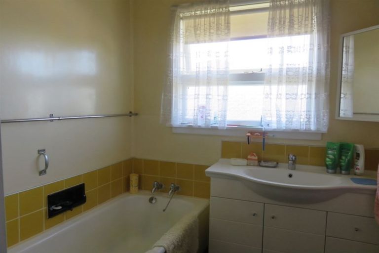 Photo of property in 56 Connolly Street, Geraldine, 7930