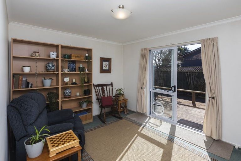 Photo of property in 30a Shannon Place, Belfast, Christchurch, 8051