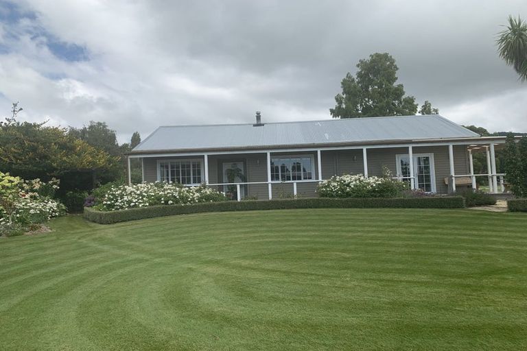 Photo of property in 61 Mill Road, Waimate, 7924