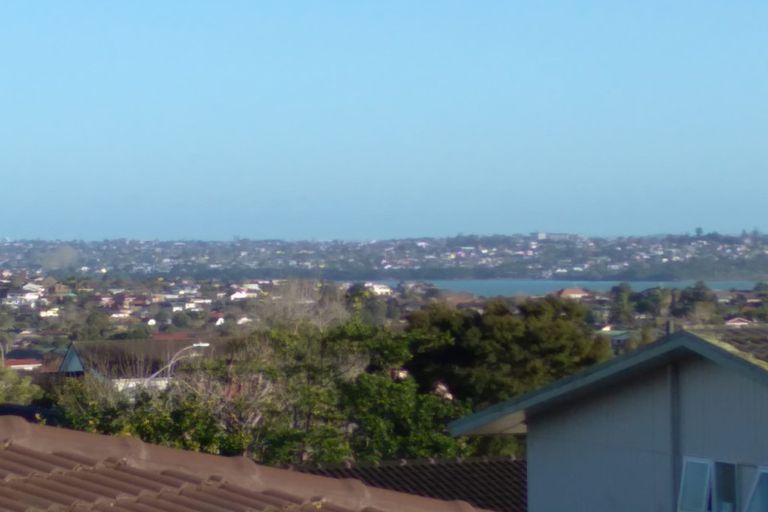 Photo of property in 148a Hutchinsons Road, Bucklands Beach, Auckland, 2014