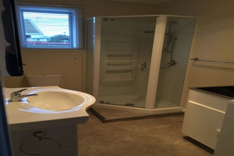 Photo of property in 1/33 Fairfield Avenue, Addington, Christchurch, 8024