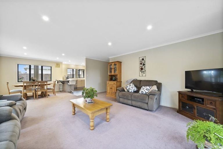 Photo of property in 24a Wakelin Street, Carterton, 5713