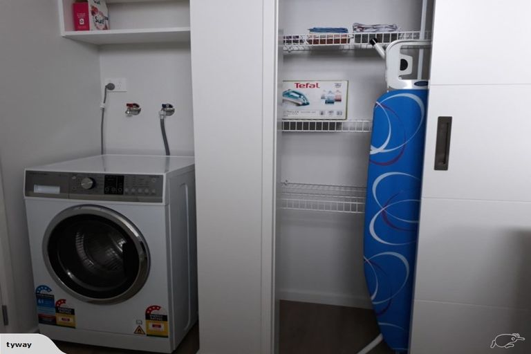 Photo of property in 61 Te Kio Crescent, Papamoa Beach, Papamoa, 3118