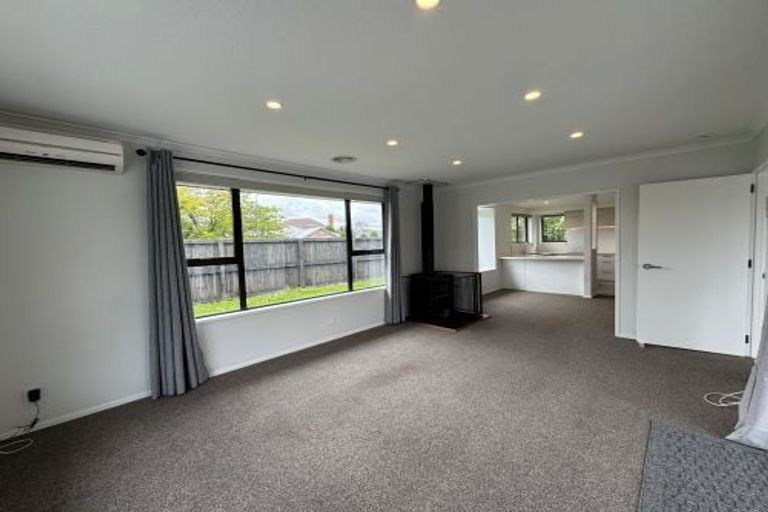 Photo of property in 18 Sabys Road, Halswell, Christchurch, 8025