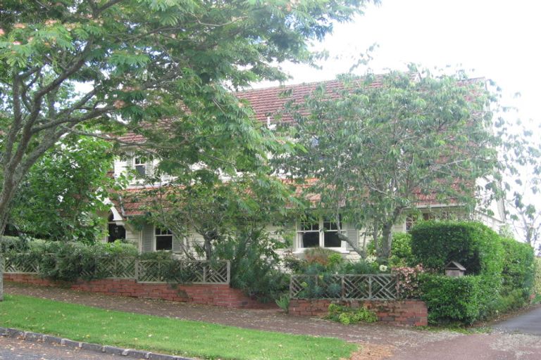 Photo of property in 10 Waiata Avenue, Remuera, Auckland, 1050