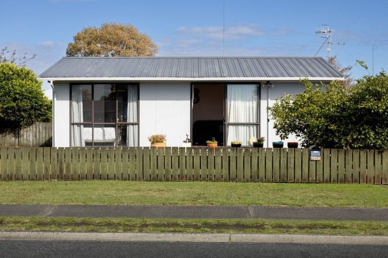 Photo of property in 11a Longstead Avenue, Papamoa Beach, Papamoa, 3118