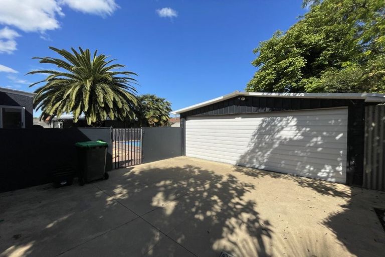 Photo of property in 1107 Caroline Road, Mayfair, Hastings, 4122