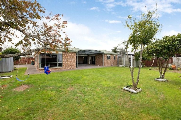 Photo of property in 6 Bouverie Crescent, Flagstaff, Hamilton, 3210