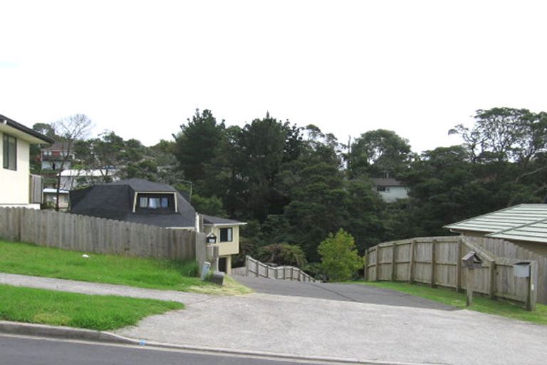 Photo of property in 37 Hewlett Road, Massey, Auckland, 0614