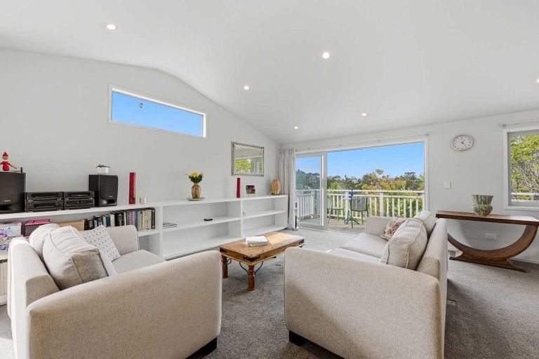 Photo of property in 6 Kegworth Place, Browns Bay, Auckland, 0630