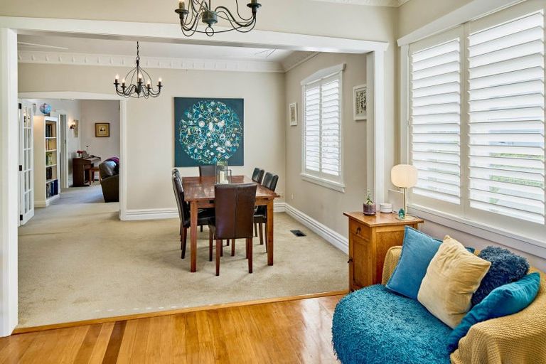 Photo of property in 5 Marina Grove, Hutt Central, Lower Hutt, 5010