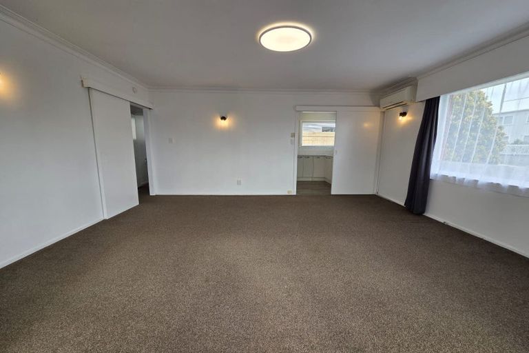 Photo of property in 1/59 The Boulevard, Sunnyhills, Auckland, 2010