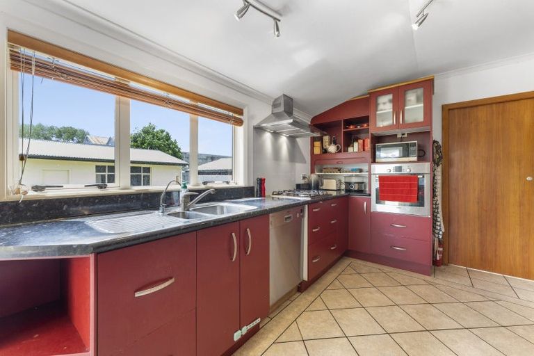 Photo of property in 551 Ruahine Street, Hokowhitu, Palmerston North, 4410