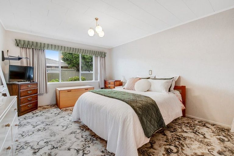 Photo of property in 18b Moenui Avenue, Orewa, 0931