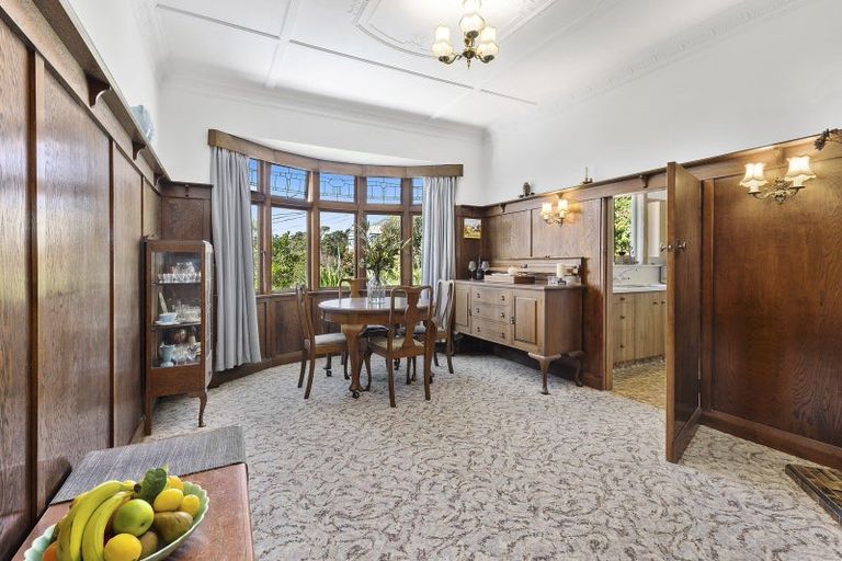 Photo of property in 39 Sutherland Crescent, Melrose, Wellington, 6023