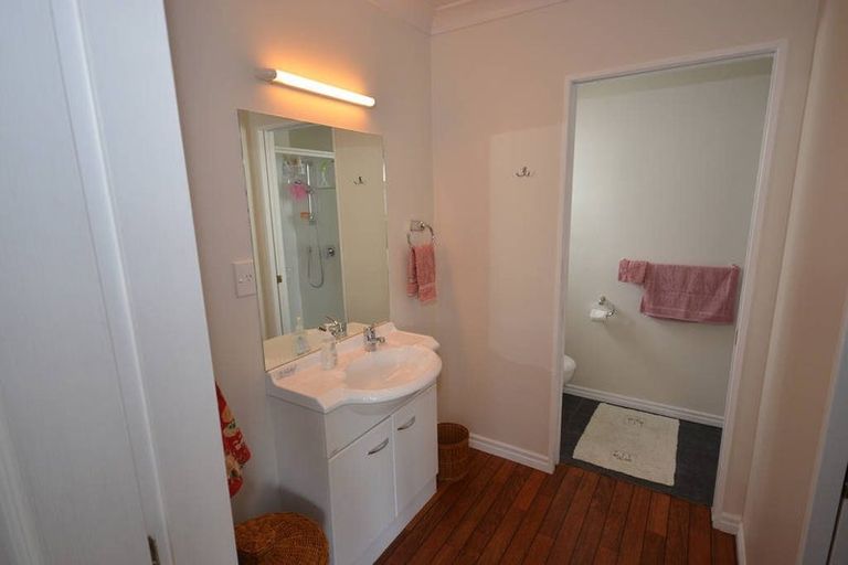 Photo of property in 33 Belk Road South, Omanawa, 3173