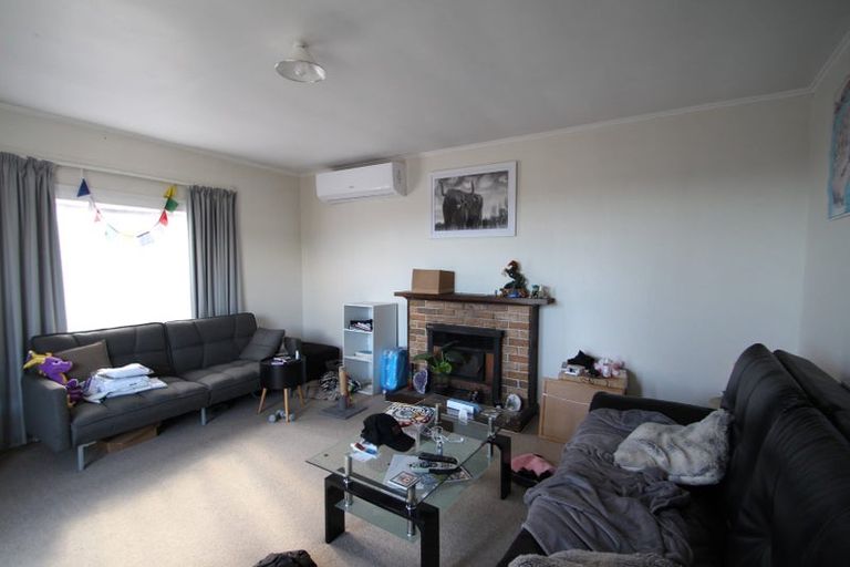 Photo of property in 4/17-19 Neal Avenue, Glenfield, Auckland, 0629