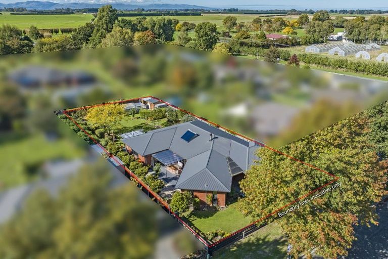 Photo of property in 23 Bridge Street, Southbridge, 7602