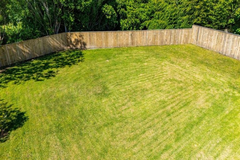 Photo of property in 17a Miro Street, Merrilands, 4312