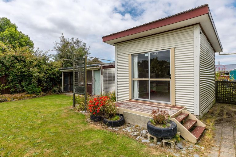 Photo of property in 3 Town Belt, Waimate, 7924