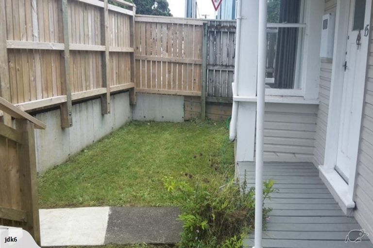 Photo of property in 15 Queens Road, Stepneyville, Nelson, 7010