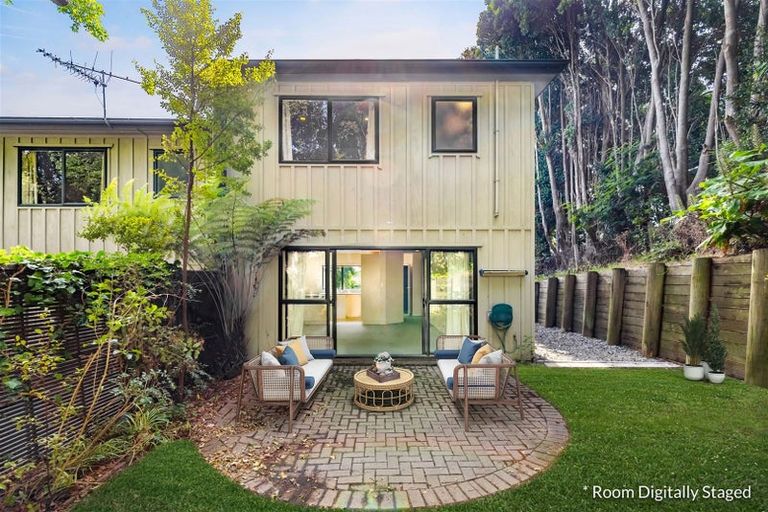 Photo of property in 135e Triangle Road, Massey, Auckland, 0614