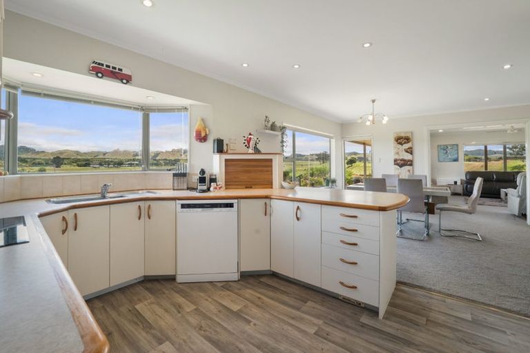 Photo of property in 6 Hanlen Avenue, Waihi Beach, 3611