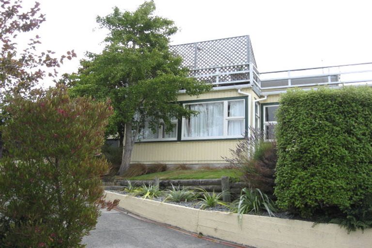 Photo of property in 8 Te Ara Crescent, Diamond Harbour, Lyttelton, 8971