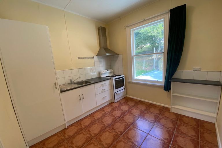 Photo of property in 26 Russell Terrace, Newtown, Wellington, 6021