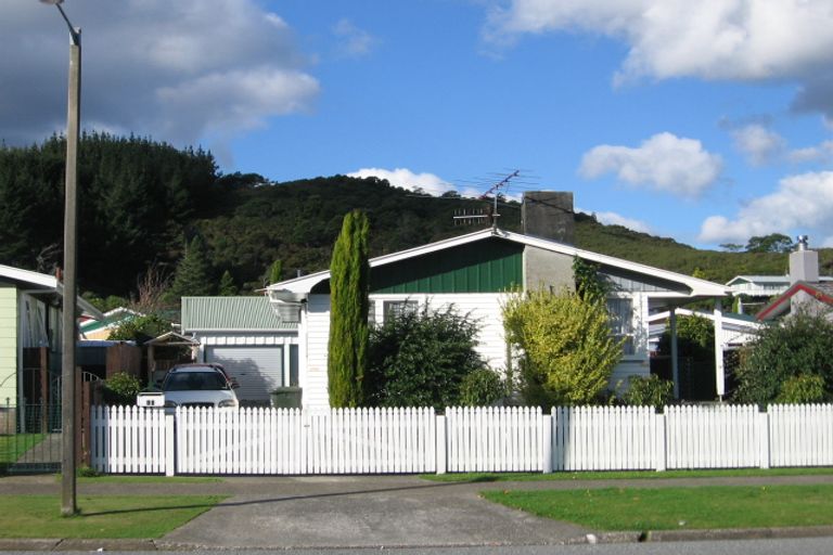 Photo of property in 12 Meremere Street, Wainuiomata, Lower Hutt, 5014