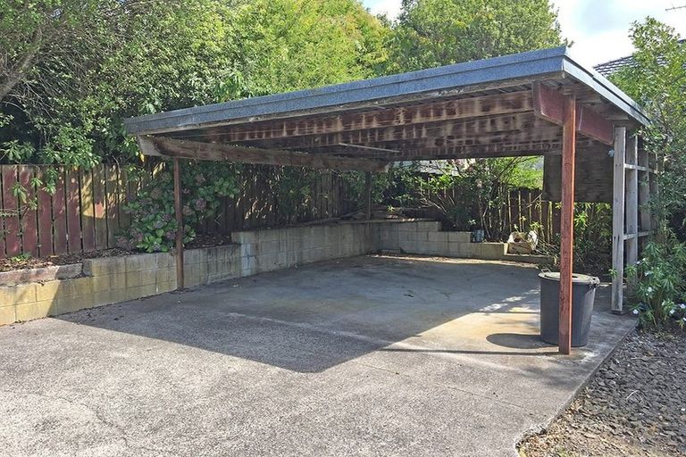 Photo of property in 22 Bellringer Road, Massey, Auckland, 0614