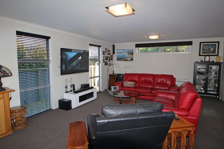Photo of property in 73 Redcastle Road, Oamaru North, Oamaru, 9400