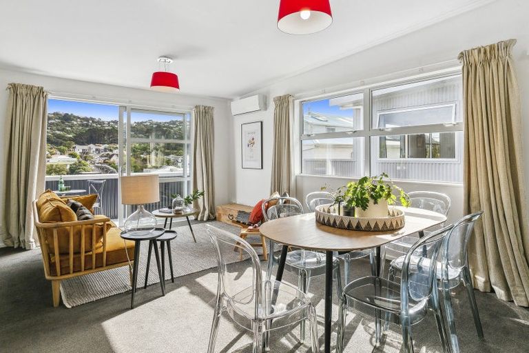 Photo of property in 51b Herald Street, Berhampore, Wellington, 6023