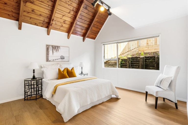 Photo of property in 12 Honeysuckle Lane, Mairangi Bay, Auckland, 0630