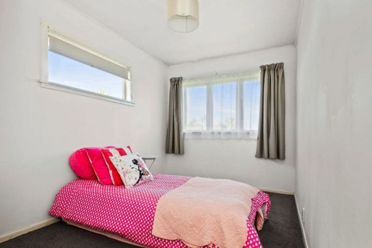 Photo of property in 102 Dominion Road, Papakura, 2110