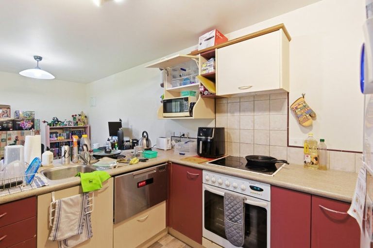 Photo of property in 25 Central Terrace, Kelburn, Wellington, 6012