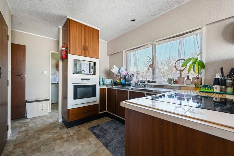 Photo of property in 8 Sandalwood Drive, Dinsdale, Hamilton, 3204