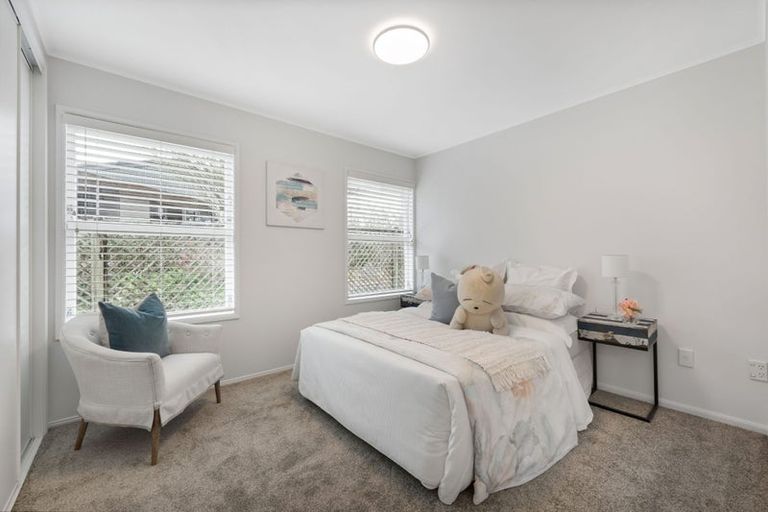 Photo of property in 9 Yacht Place, Bucklands Beach, Auckland, 2012