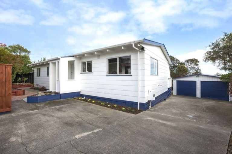 Photo of property in 4 Stemhead Lane, Whitby, Porirua, 5024