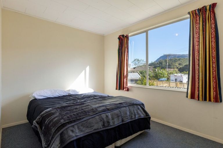 Photo of property in 75a Hampden Street, Picton, 7220