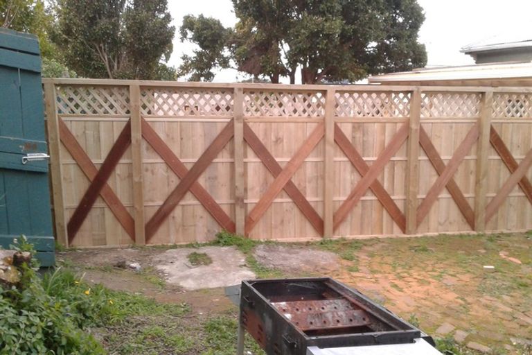 Photo of property in 6-10 Mudges Terrace, Newtown, Wellington, 6021